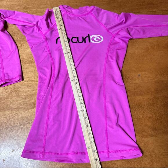 RIP CURL Classic Pink Long Sleeve UV Rash Guard Women’s Size Small S Surf Beach - Picture 9 of 10